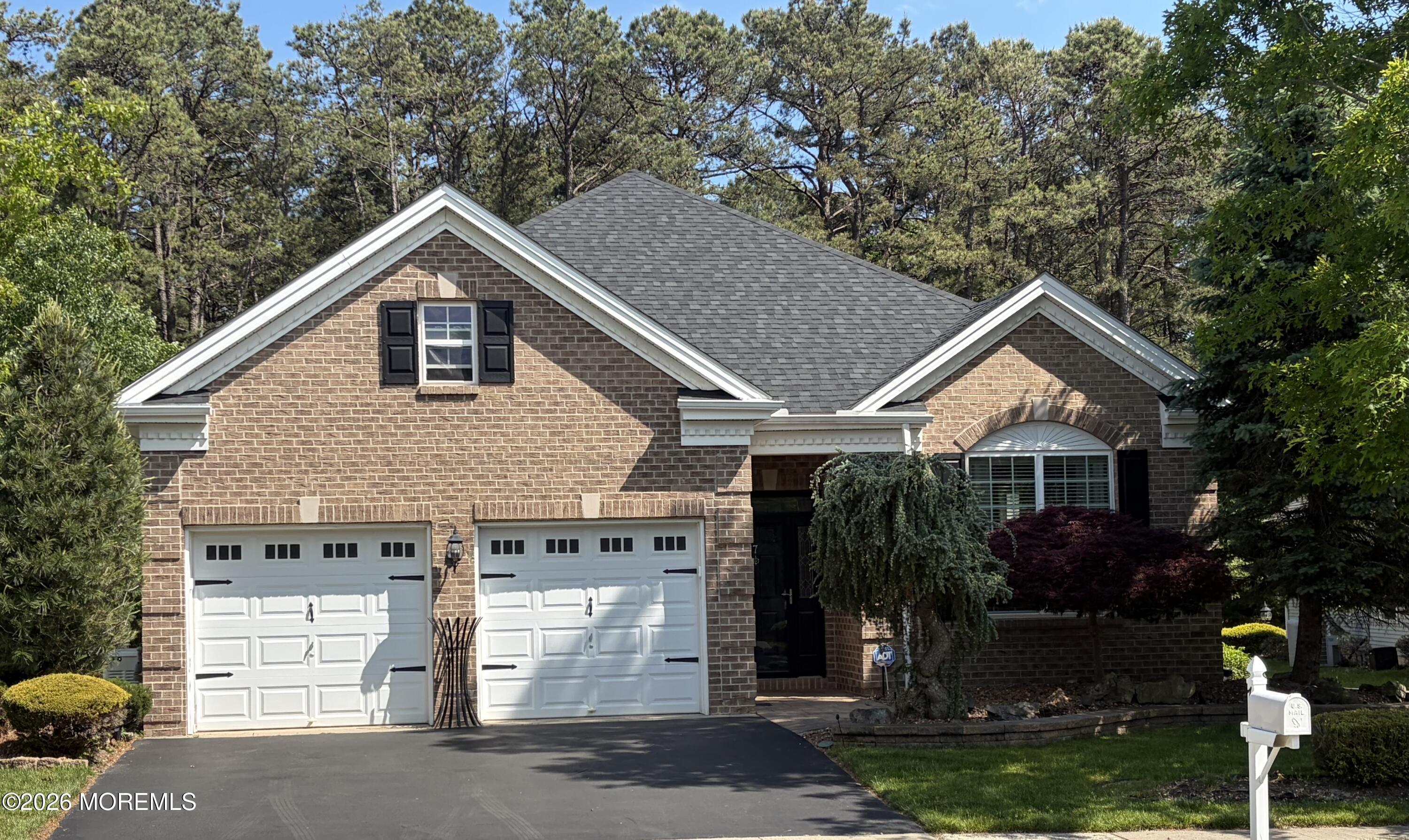 7 Gables Way Jackson NJ 08527
