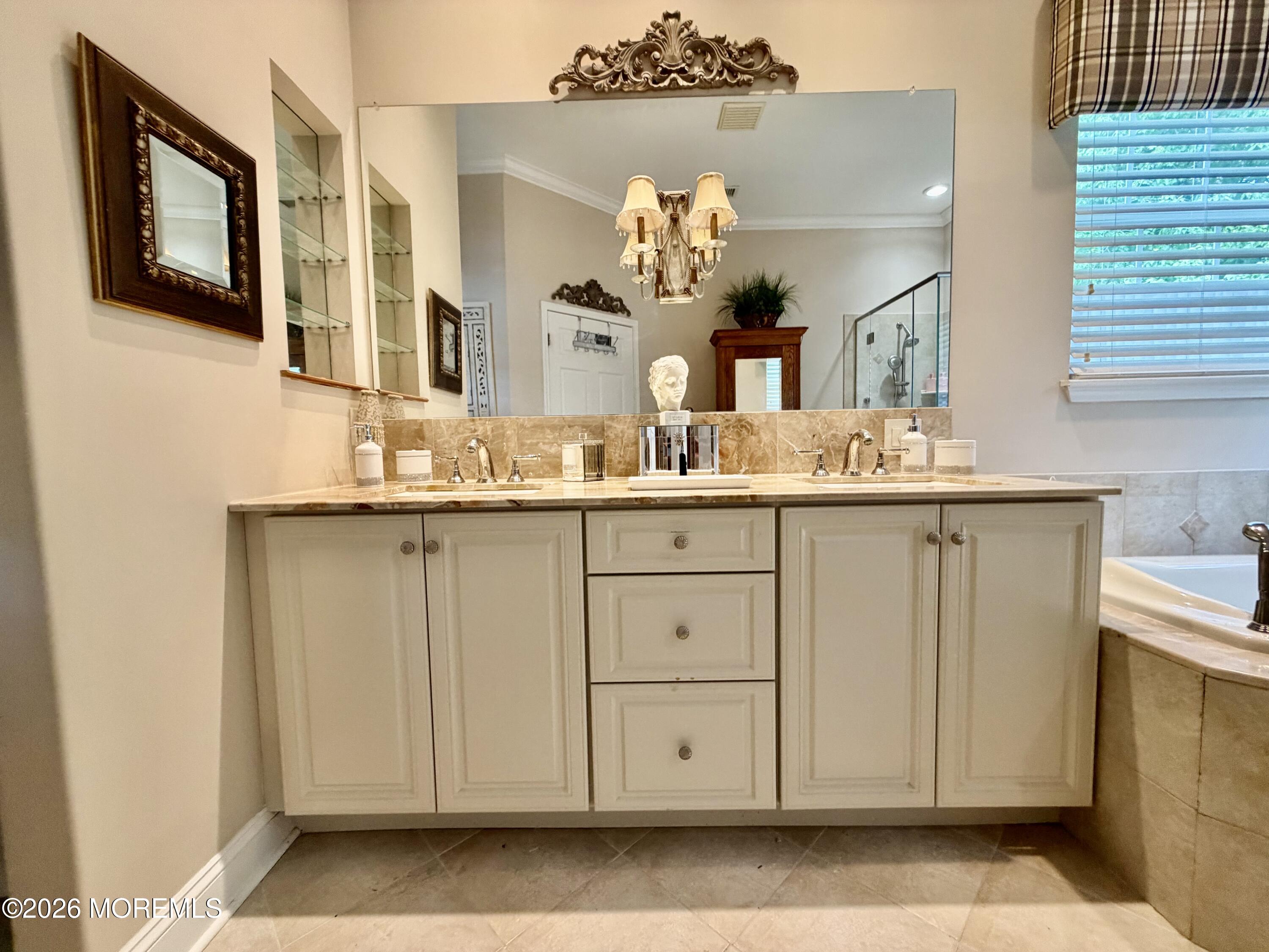 7 Gables Way Jackson NJ 08527