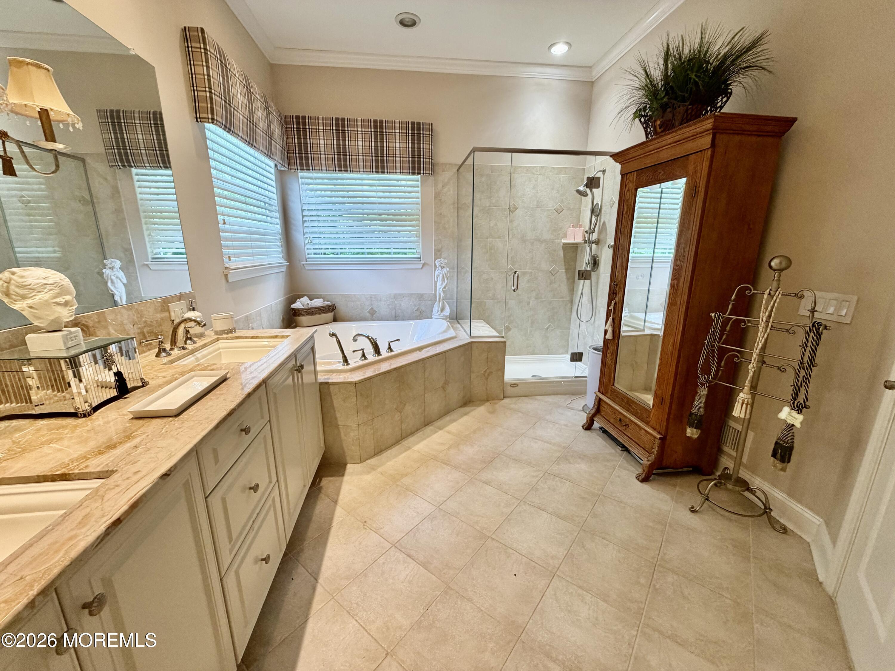7 Gables Way Jackson NJ 08527