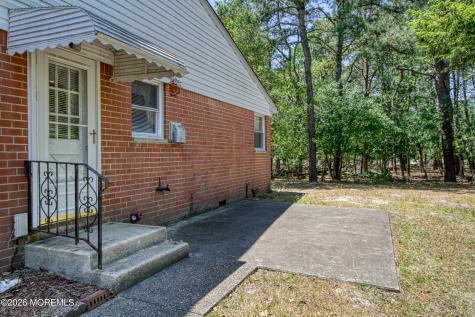 12 Potomac Lane Whiting NJ 08759