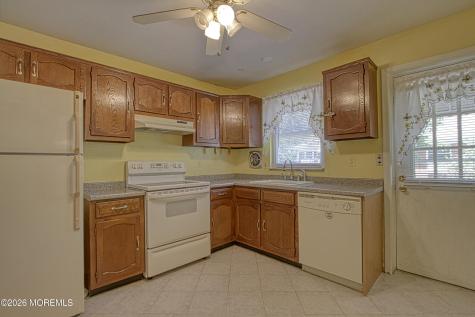 12 Potomac Lane Whiting NJ 08759