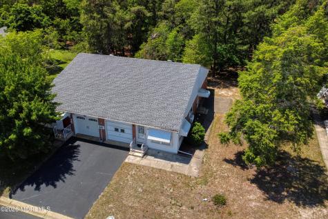 12 Potomac Lane Whiting NJ 08759