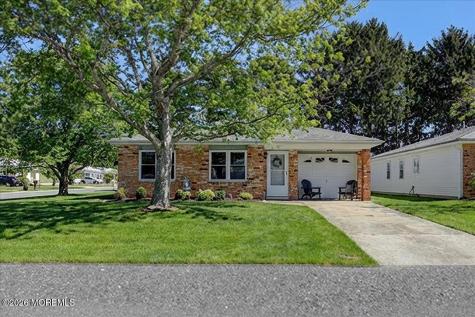 32 Abbey Road Brick NJ 08723