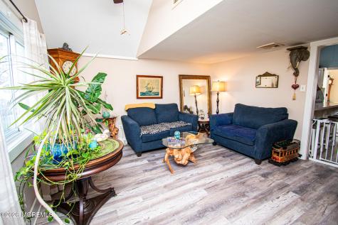 61 River Drive Toms River NJ 08753