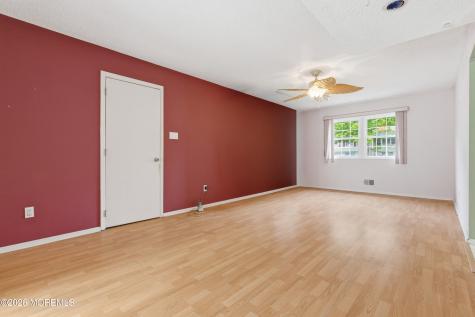 608 Huckleberry Lane Toms River NJ 08753