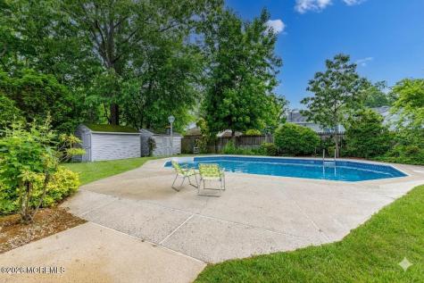 608 Huckleberry Lane Toms River NJ 08753