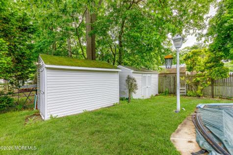 608 Huckleberry Lane Toms River NJ 08753