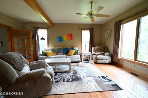 20 Hluchy Road Robbinsville NJ 08691