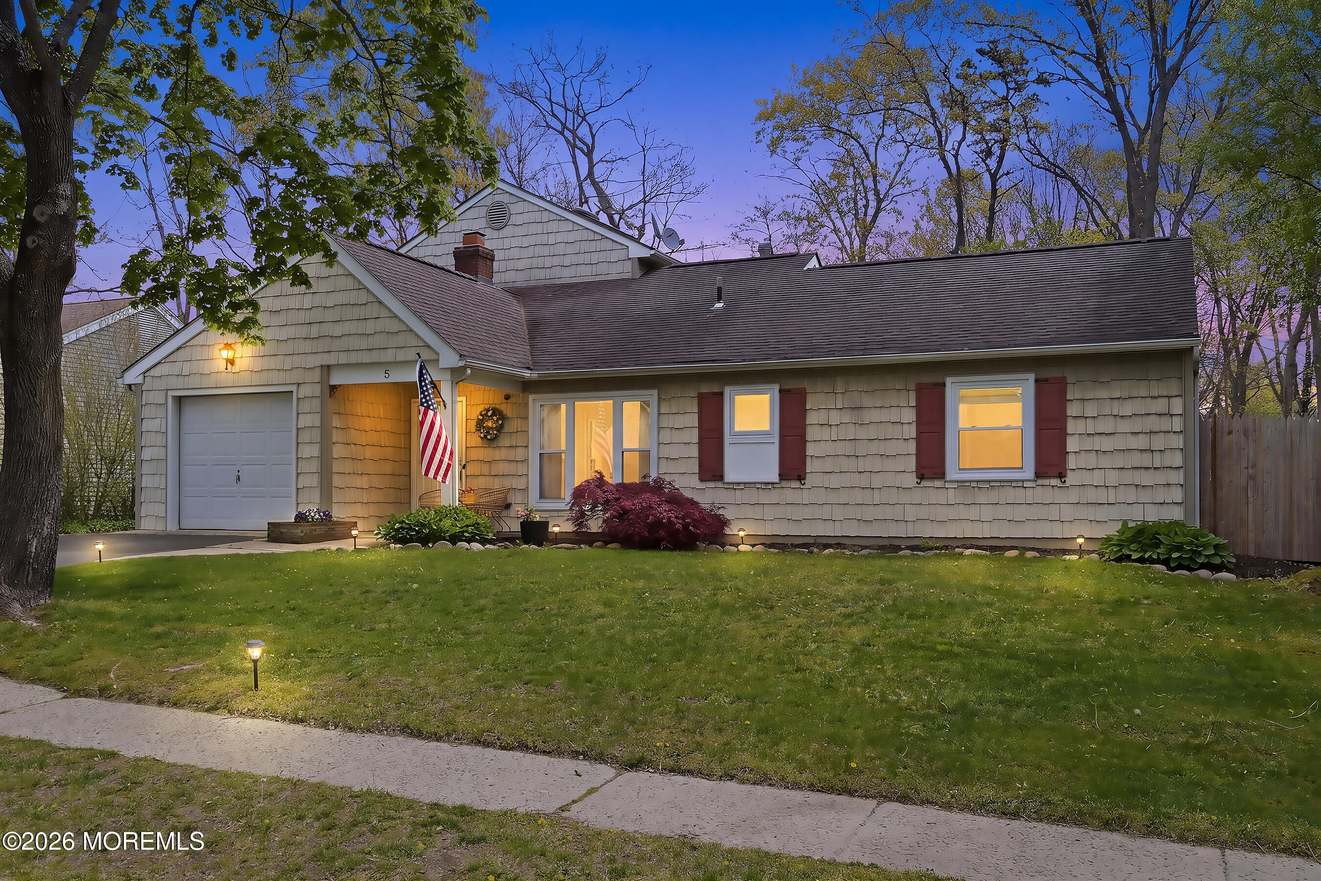 5 Chestnut Way Circle Barnegat NJ 08005