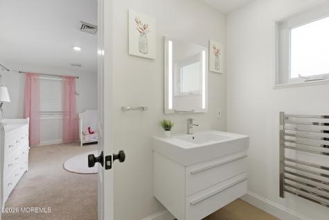 5 Chestnut Way Circle Barnegat NJ 08005