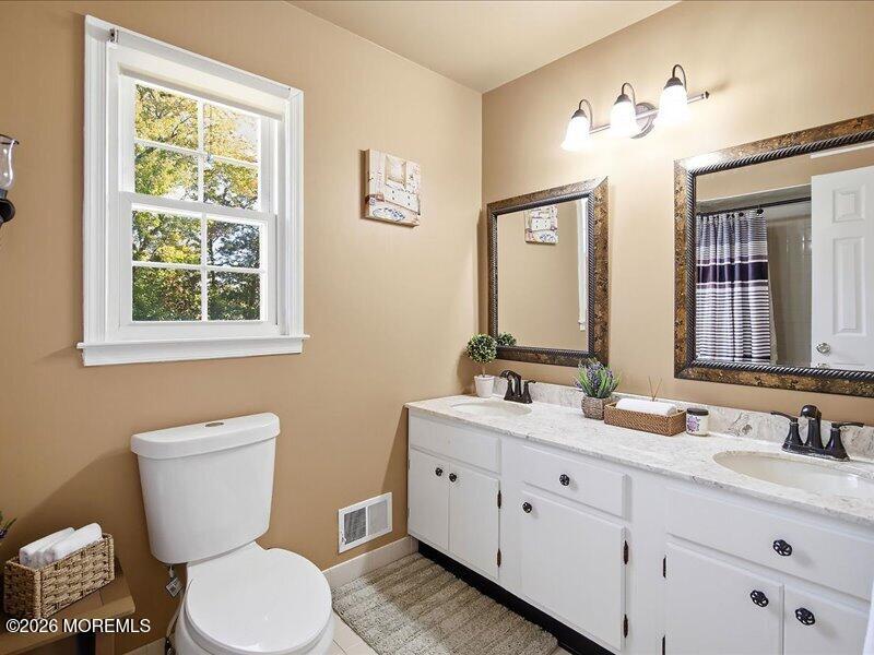 78 Henderson Road Kendall Park NJ 08824