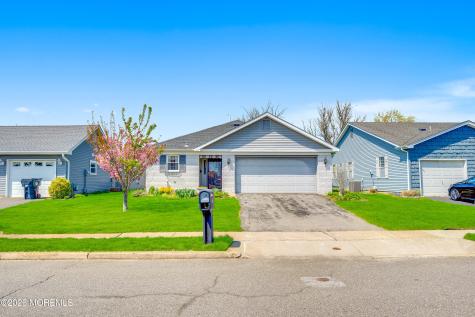 3 Everest Drive N Brick NJ 08724