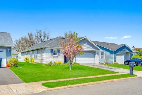 3 Everest Drive N Brick NJ 08724