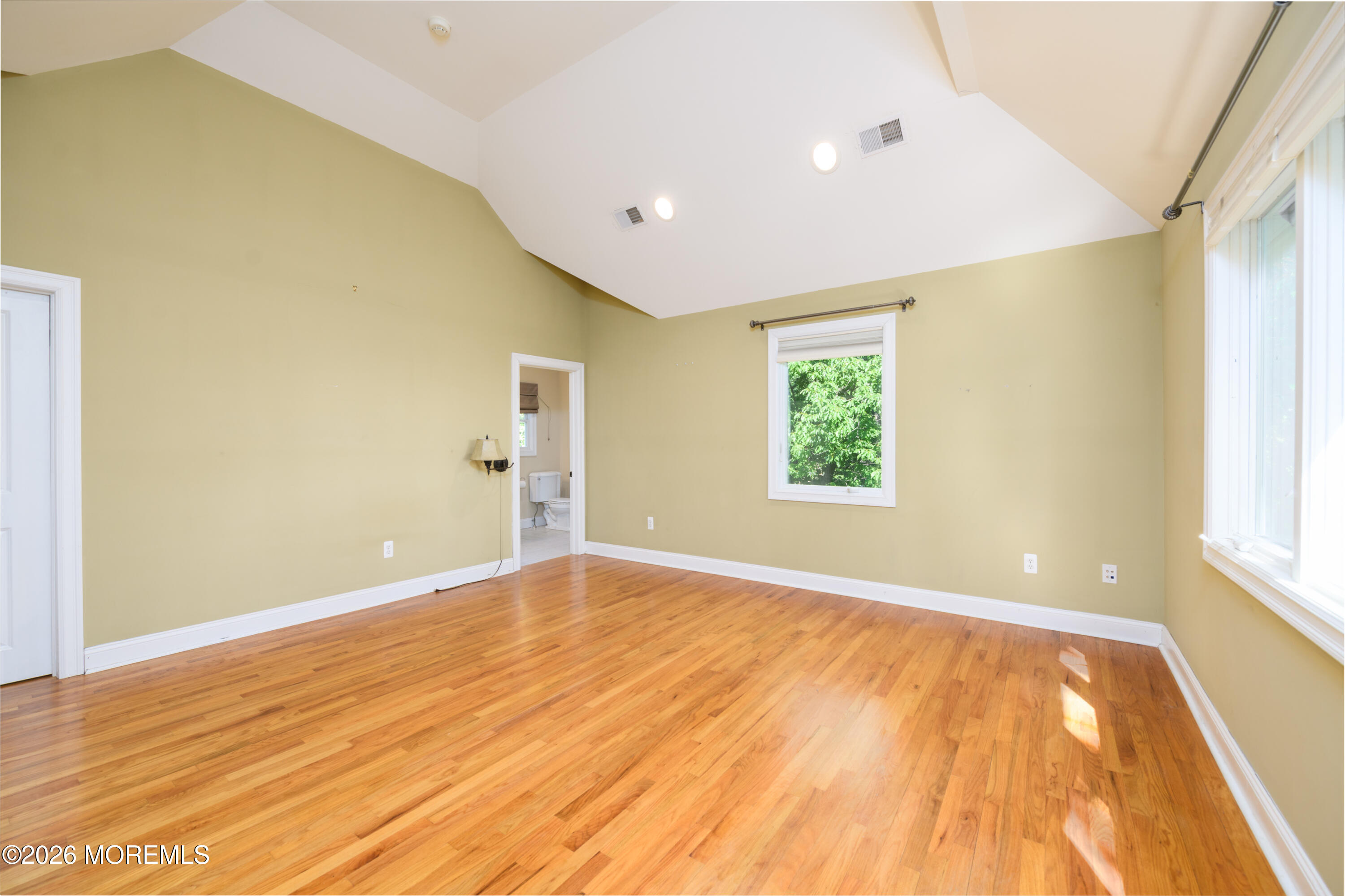 20 Mountain Street Highlands NJ 07732