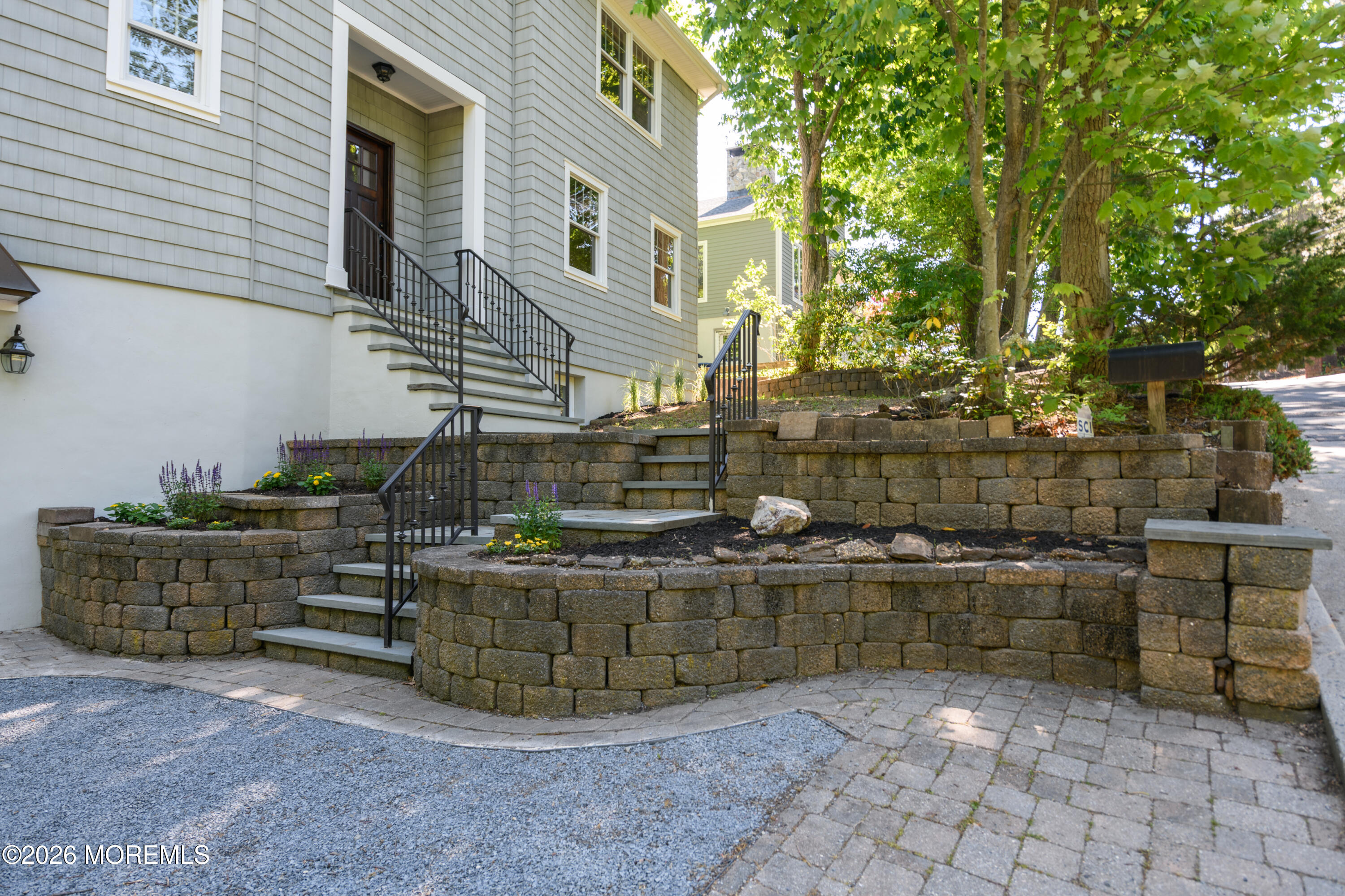 20 Mountain Street Highlands NJ 07732
