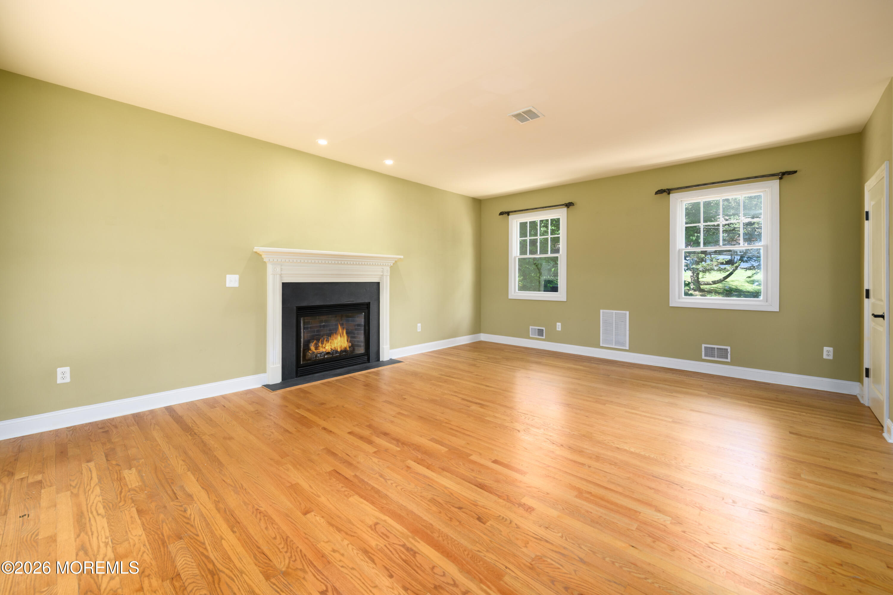 20 Mountain Street Highlands NJ 07732