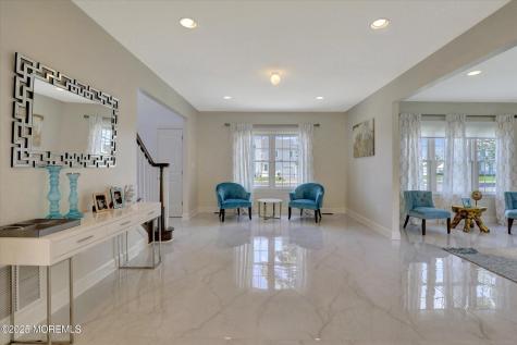 1 Country Club Drive Deal NJ 07723