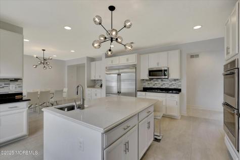 1 Country Club Drive Deal NJ 07723