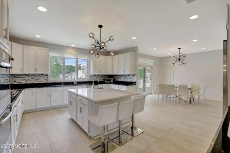 1 Country Club Drive Deal NJ 07723