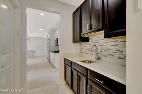 1 Country Club Drive Deal NJ 07723
