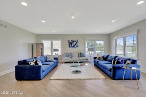 1 Country Club Drive Deal NJ 07723