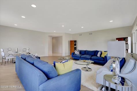 1 Country Club Drive Deal NJ 07723