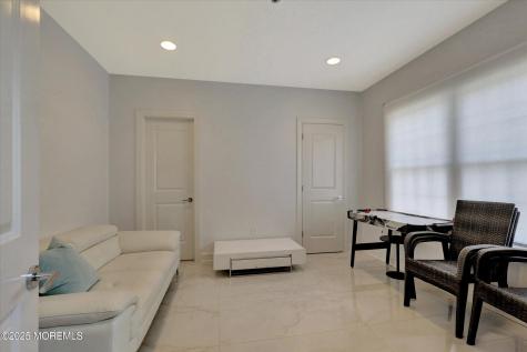 1 Country Club Drive Deal NJ 07723