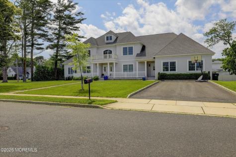 1 Country Club Drive Deal NJ 07723