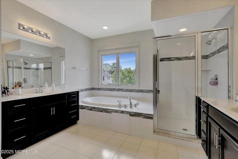 1 Country Club Drive Deal NJ 07723