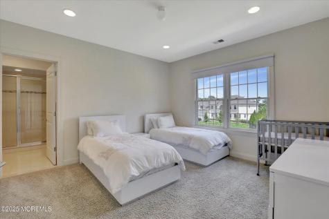 1 Country Club Drive Deal NJ 07723