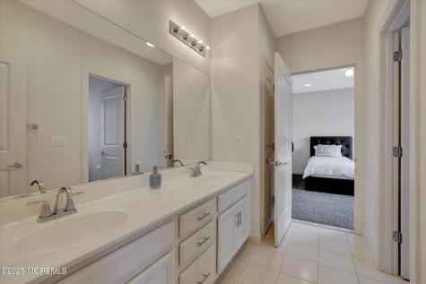 1 Country Club Drive Deal NJ 07723