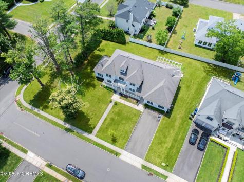 1 Country Club Drive Deal NJ 07723