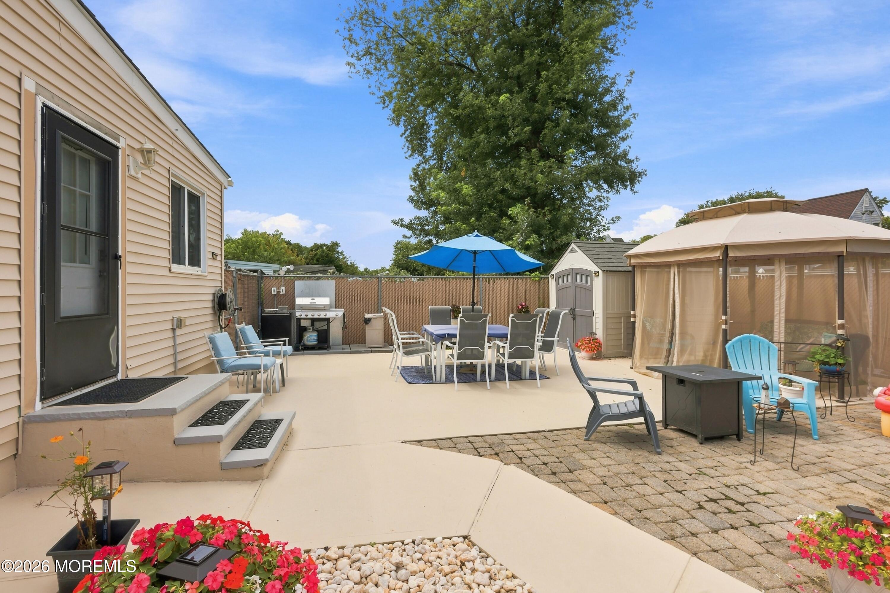 45 Woodshore W Old Bridge NJ 08857