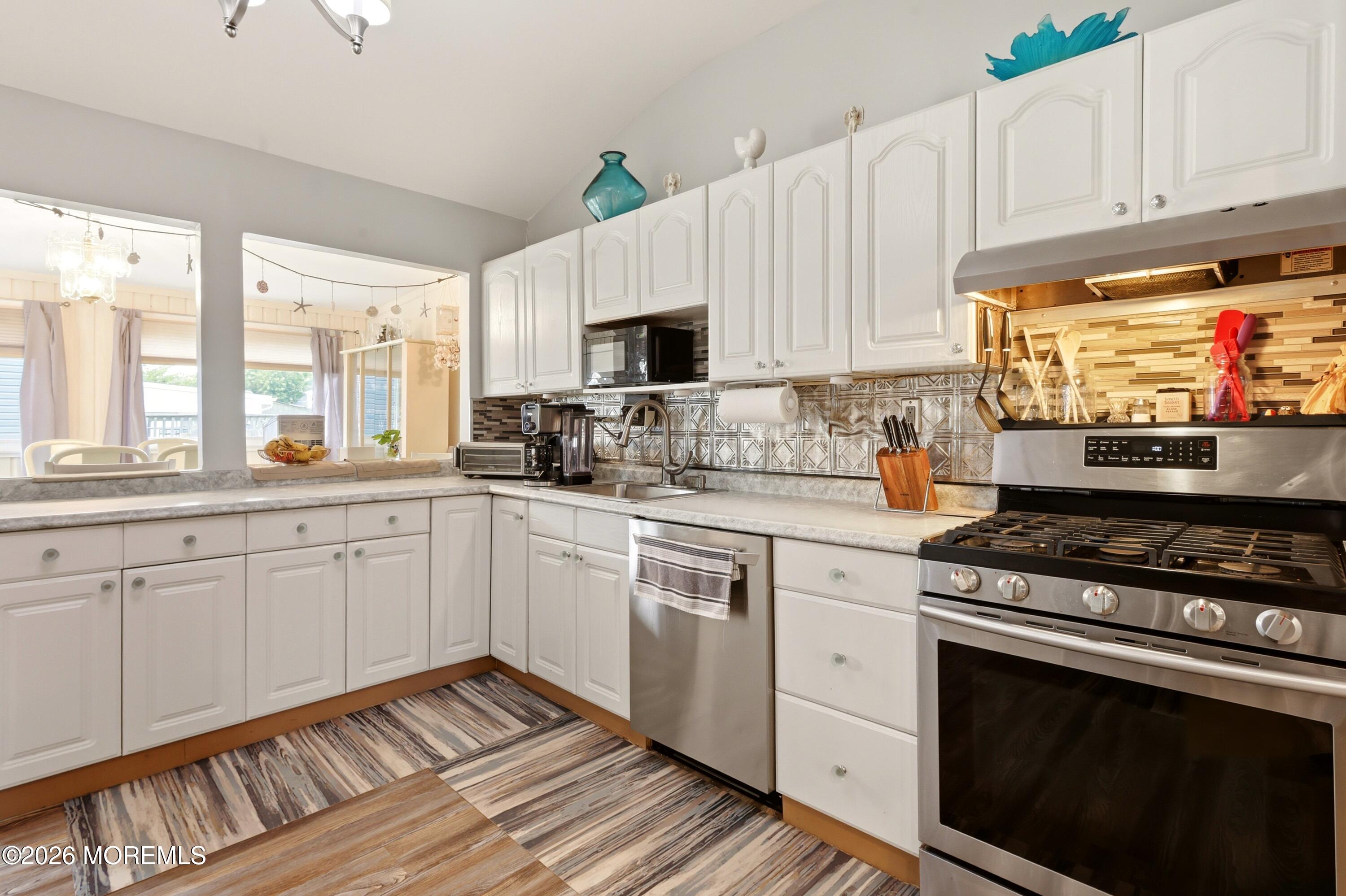 45 Woodshore W Old Bridge NJ 08857