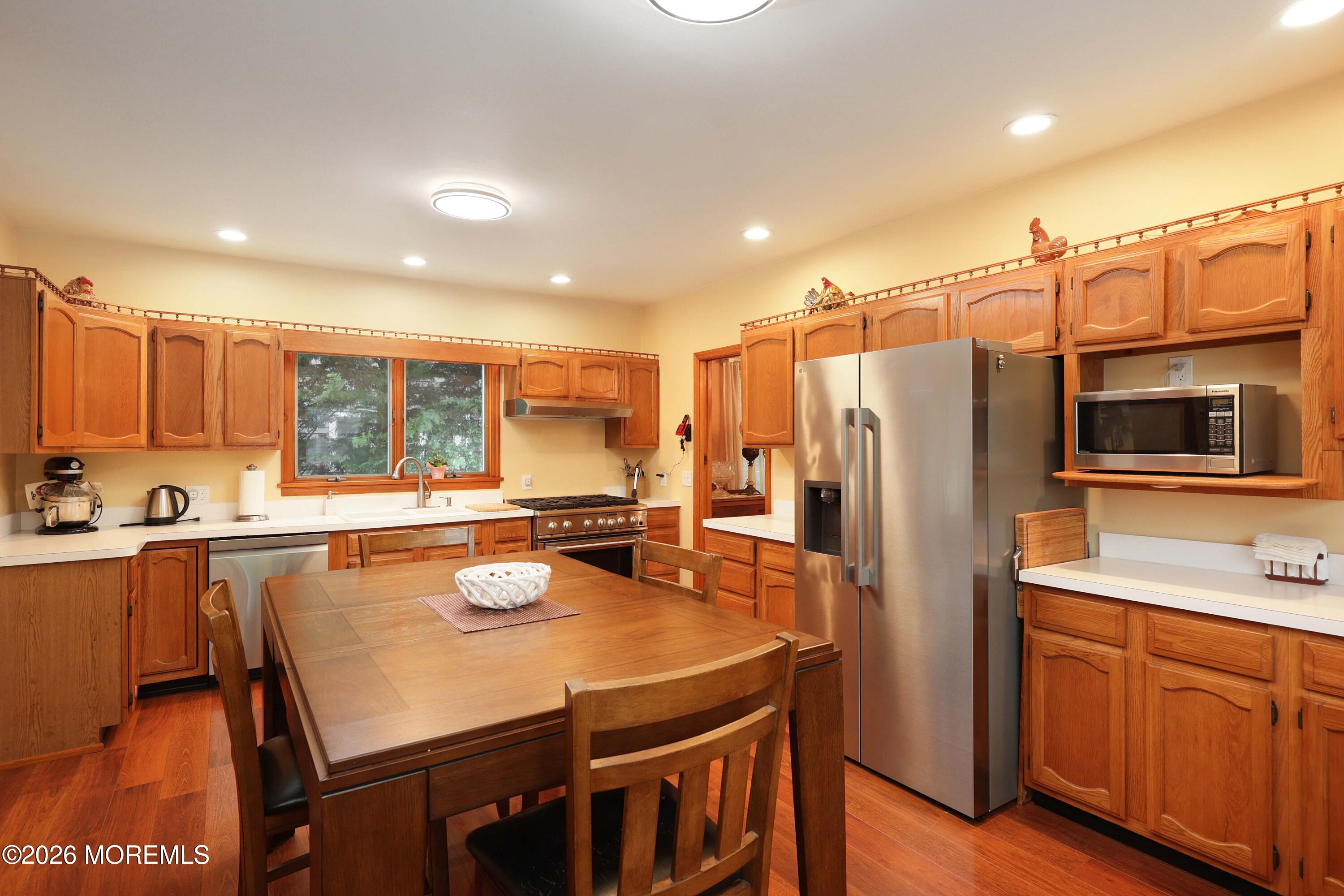 10 Broadway Belford NJ 07718