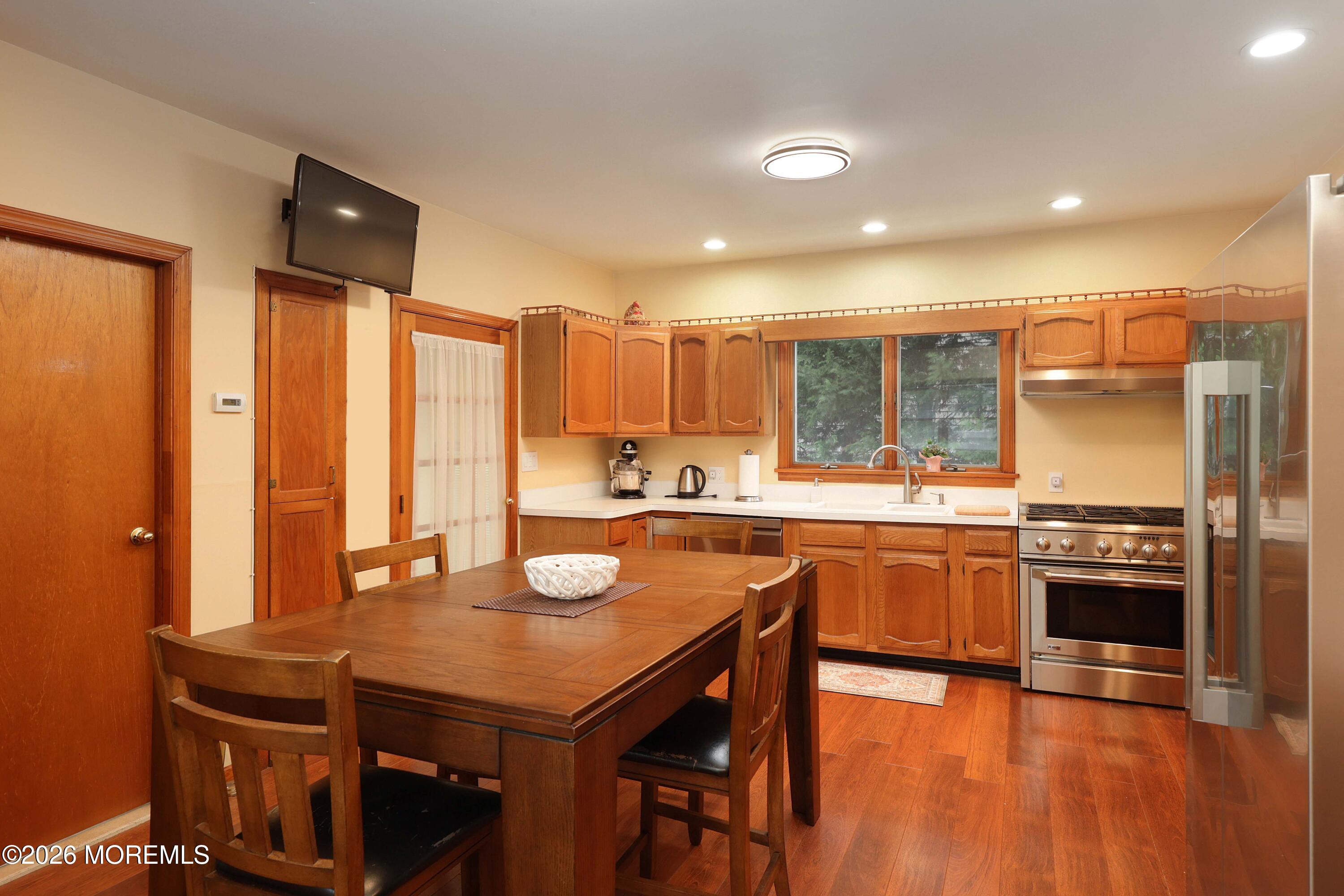 10 Broadway Belford NJ 07718