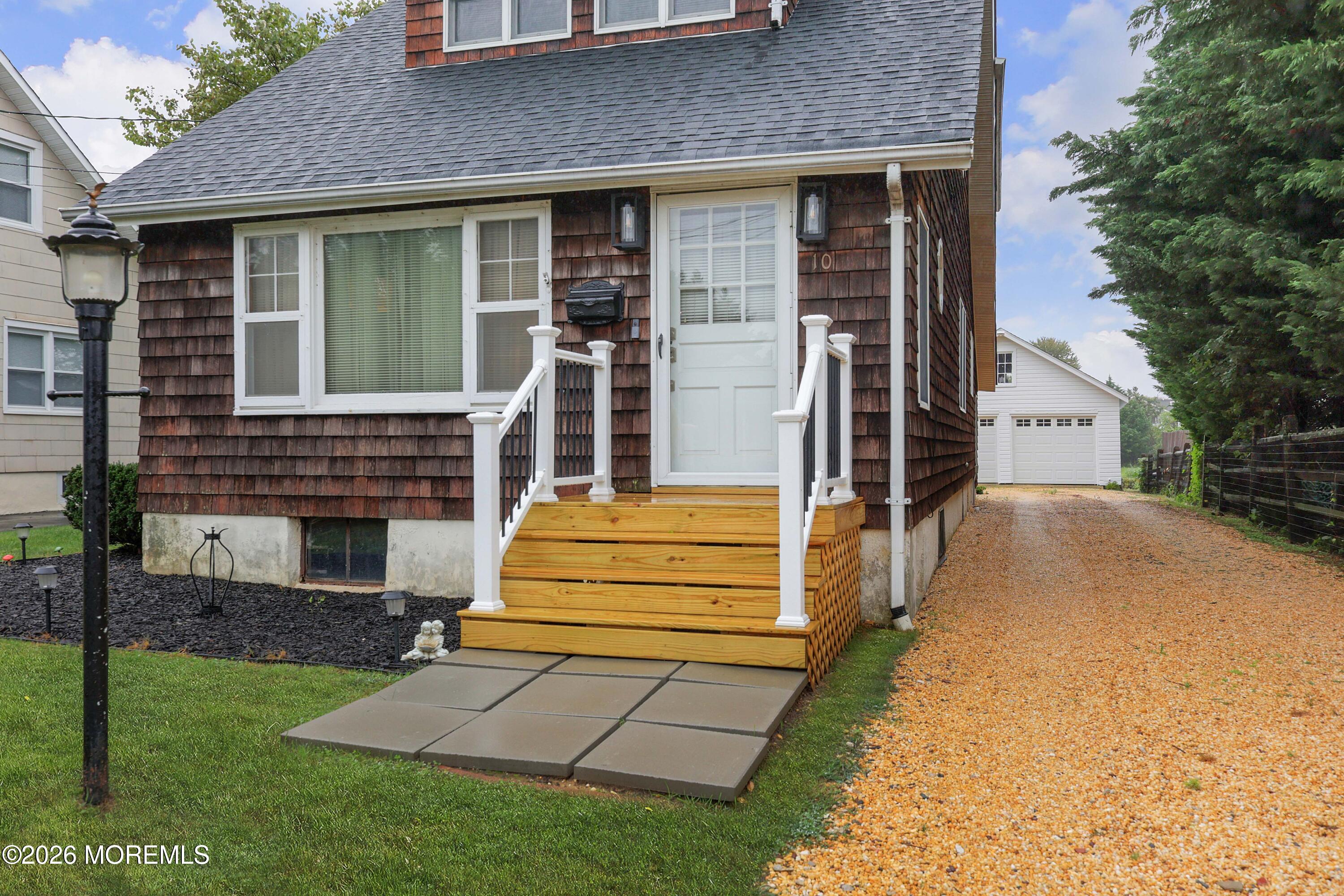 10 Broadway Belford NJ 07718