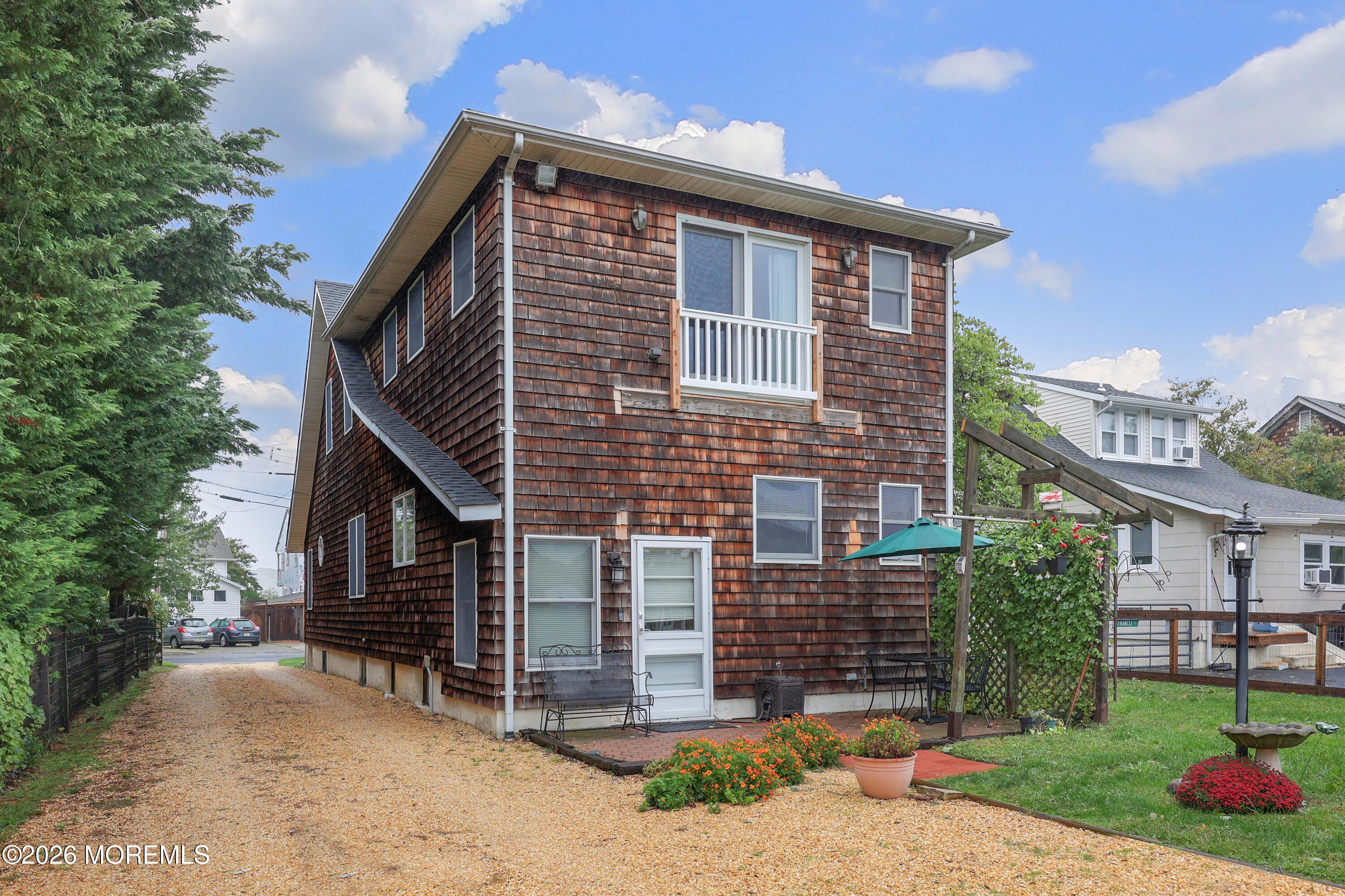 10 Broadway Belford NJ 07718