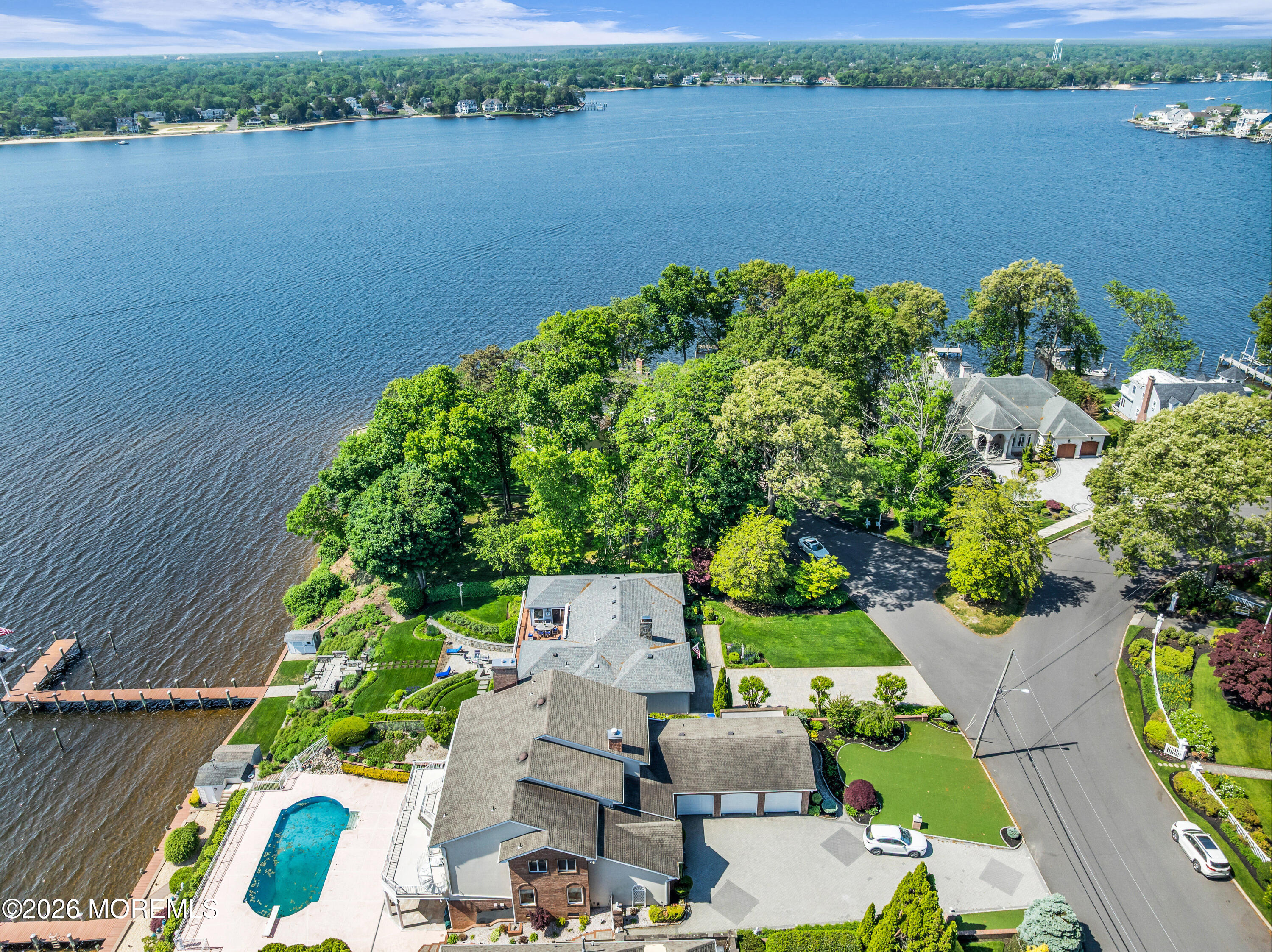 31 Cranmoor Drive Toms River NJ 08753