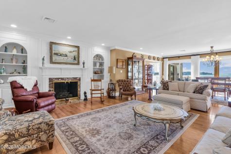 31 Cranmoor Drive Toms River NJ 08753