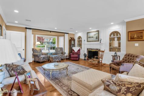 31 Cranmoor Drive Toms River NJ 08753