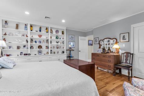 31 Cranmoor Drive Toms River NJ 08753