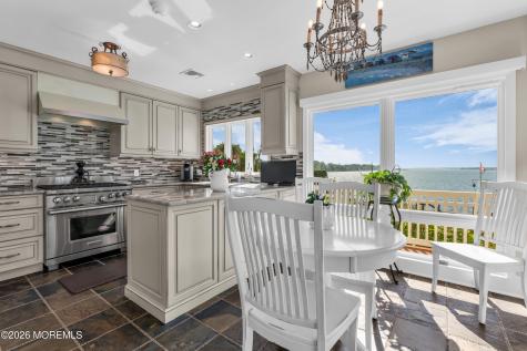 31 Cranmoor Drive Toms River NJ 08753