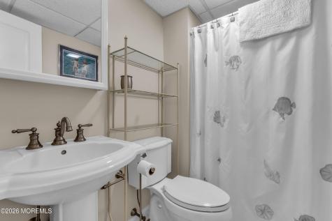 31 Cranmoor Drive Toms River NJ 08753