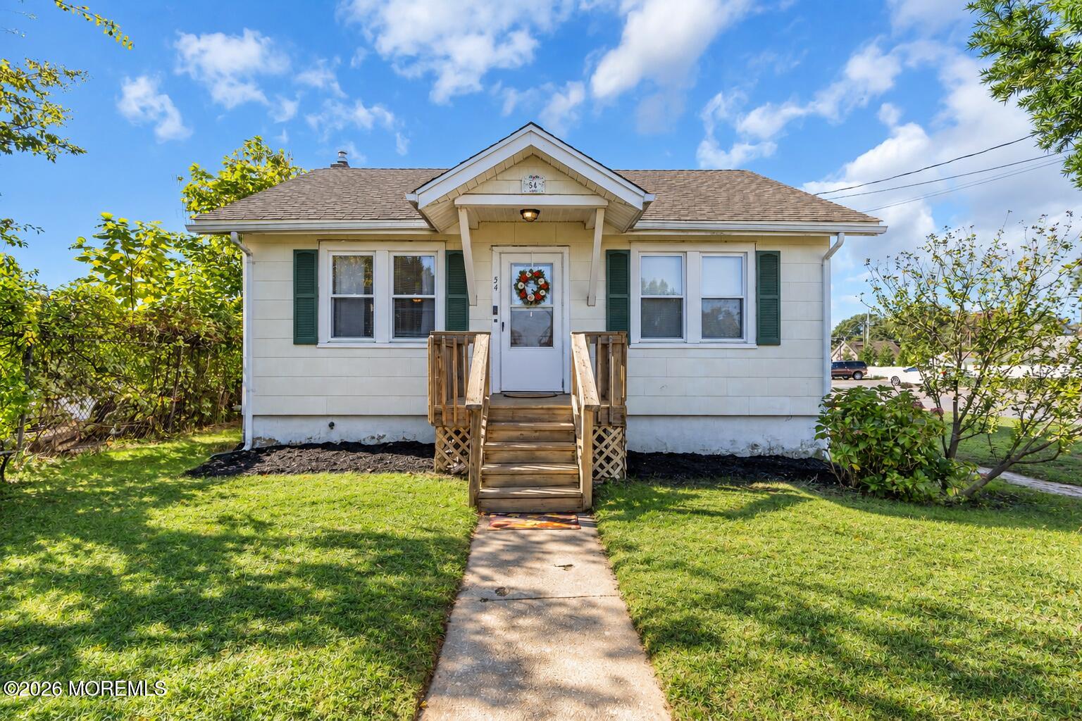 54 Edward Avenue Belford NJ 07718