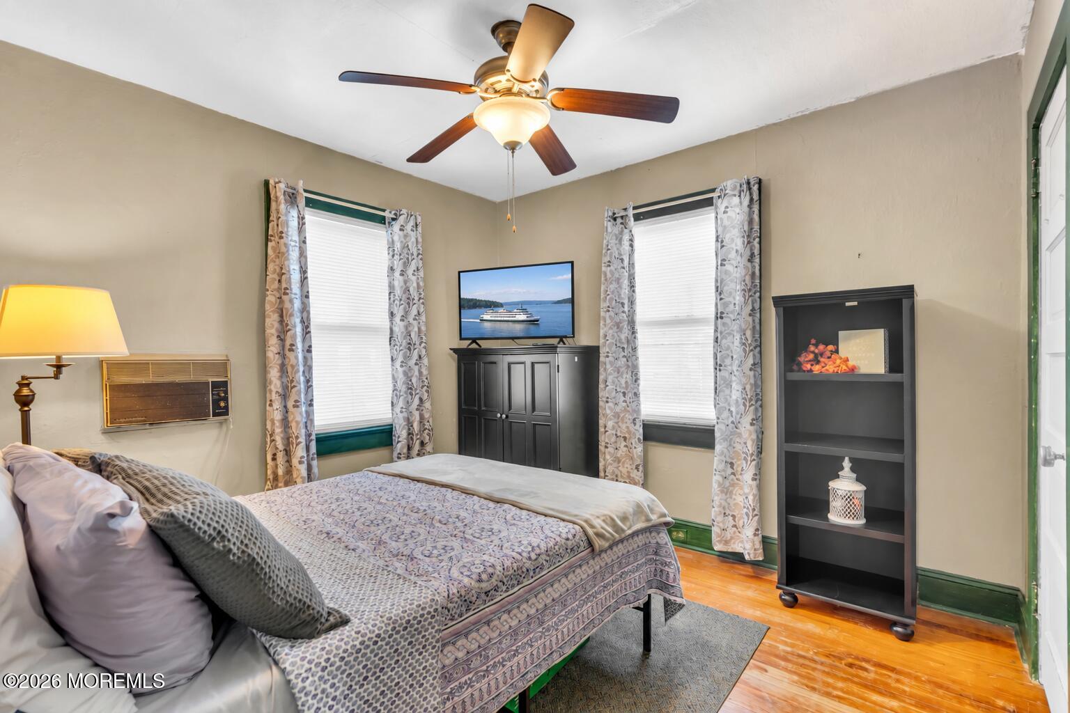 54 Edward Avenue Belford NJ 07718