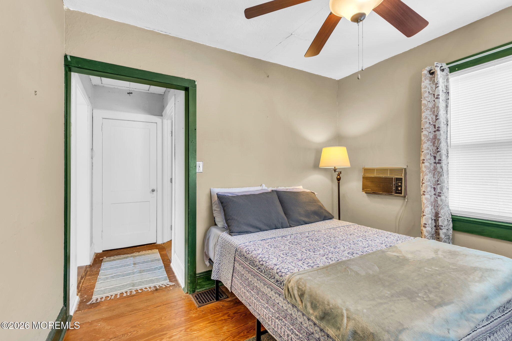 54 Edward Avenue Belford NJ 07718