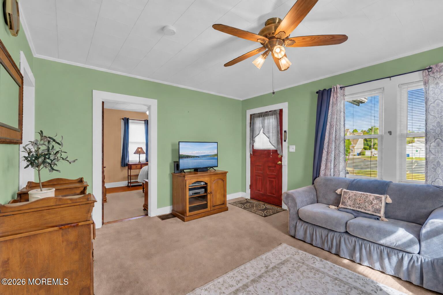 54 Edward Avenue Belford NJ 07718