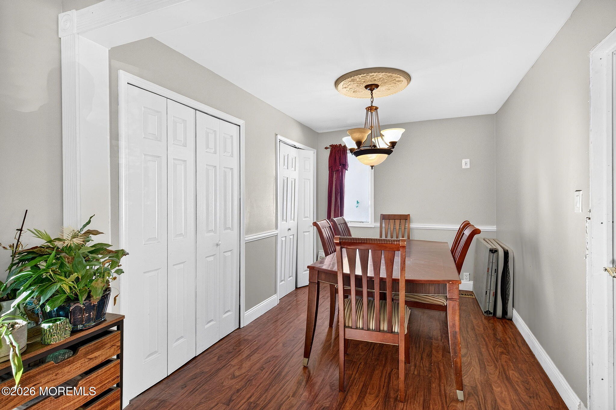 8 Steven Place Jackson NJ 08527