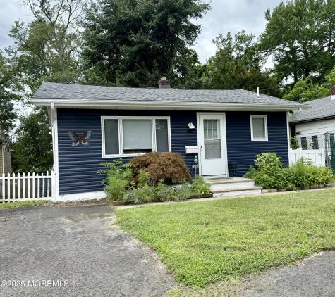 13 Middlesex Avenue Keyport NJ 07735